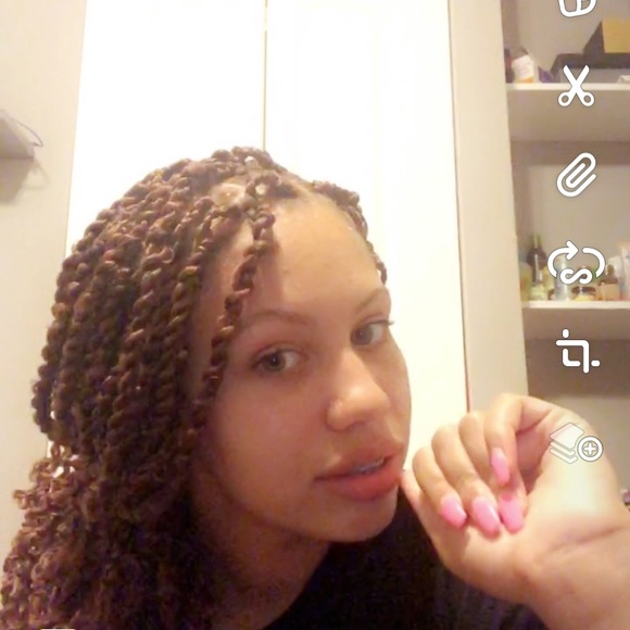 Meet your Posher, Amarrah - Picture 1 of 1